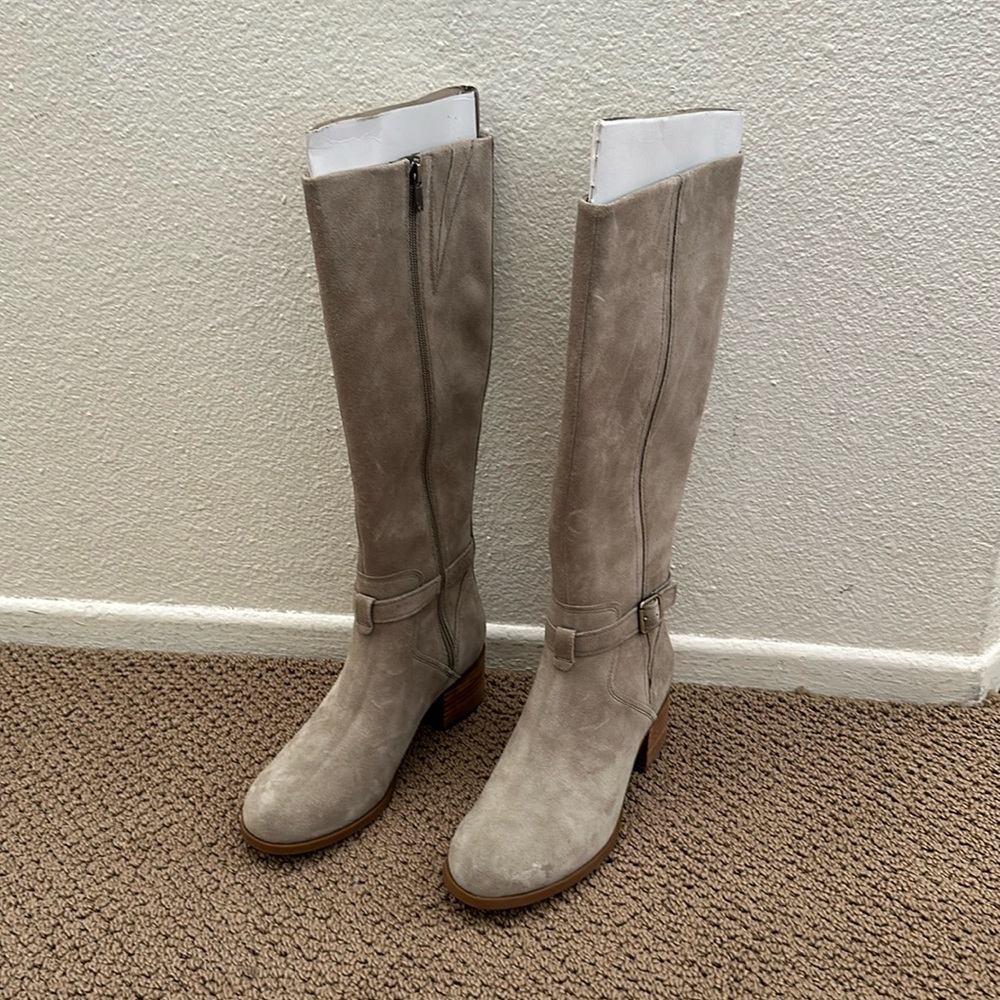 Koolaburra Nude Knee High Boots Size 7